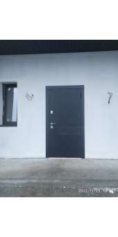 НАШІ РОБОТИ Вхідні двері металеві в квартиру з МДФ накладками